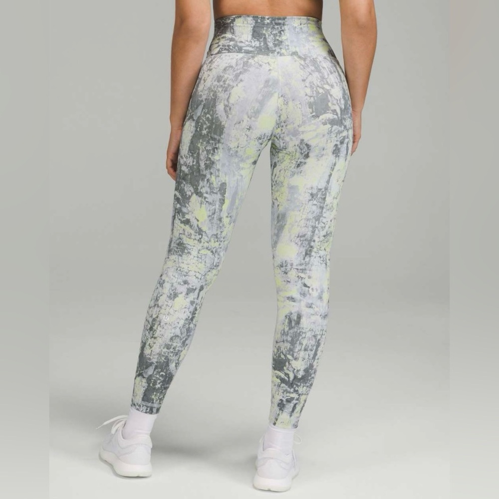 NWOT Lululemon Wunder Train Contour Fit High-Rise Tight 25" size 4